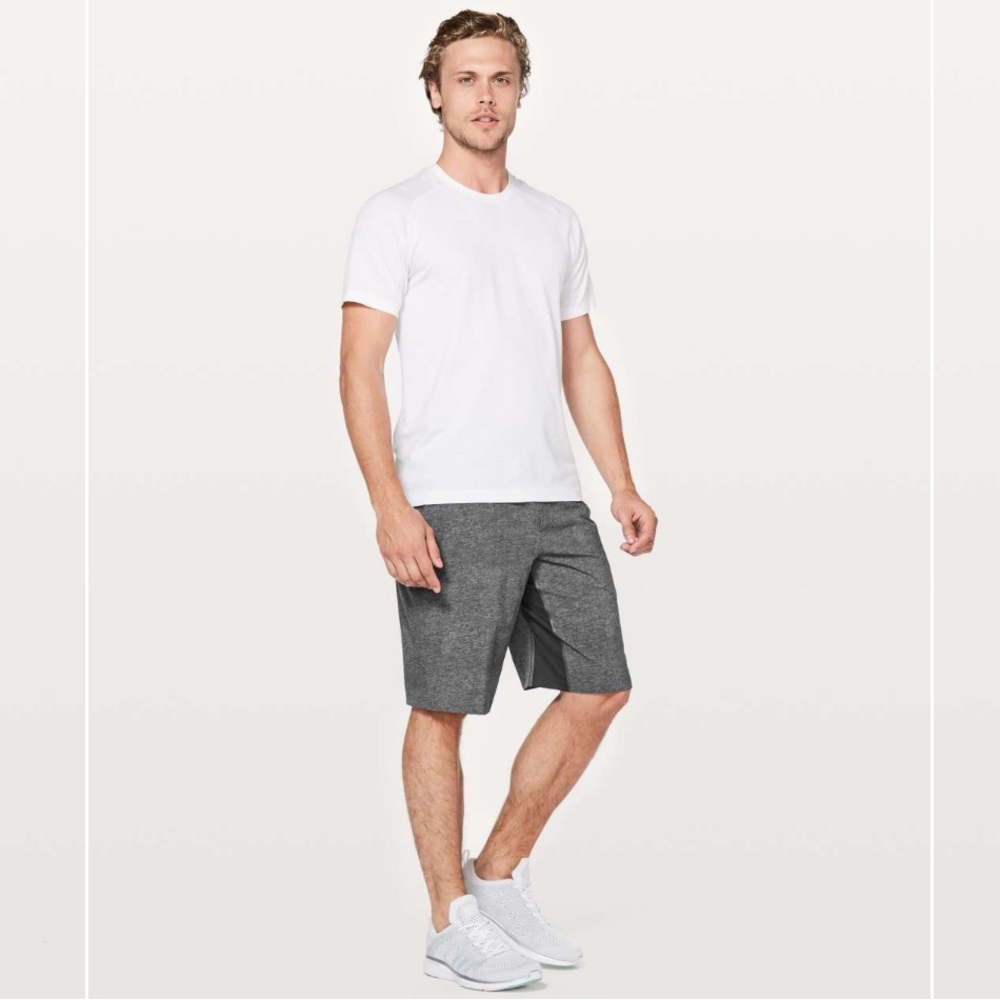 Lululemon T.H.E. Short *Linerless 11" Heathered Texture Printed Grey Deep Coal M
